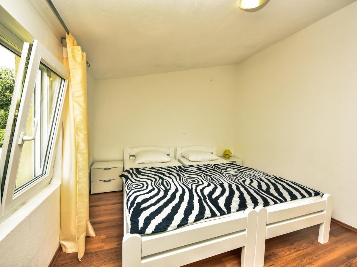 Holiday Home Marijana By Interhome 马斯莱尼察 外观 照片
